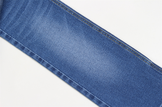 10,5 oz Stretch-Denim-Gewebe 66 % Baumwolle 32,5 % Polyester 1,5 % Elasthan