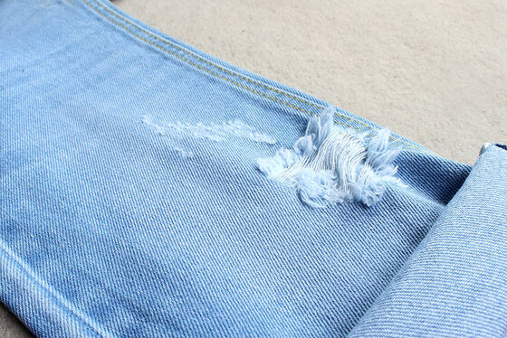 100% Baumwolle Super Dunkelblauer, steifer Denim-Stoff für Jeans